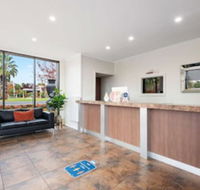 Comfort Inn Deakin Palms - Accommodation Sunshine Coast