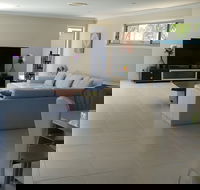 Arlia Sands Apartments - Accommodation Sunshine Coast