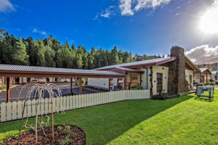 Gormanston TAS Accommodation Sunshine Coast