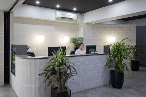 The Metropolitan Springhill - Accommodation Sunshine Coast 4
