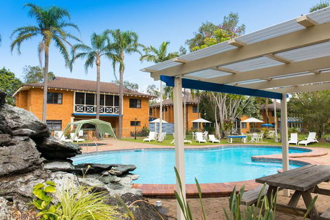 Vacation Village - Accommodation Sunshine Coast 2