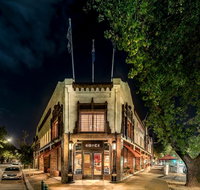 Royce Hotel - Accommodation Sunshine Coast