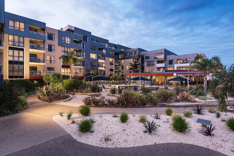 The Esplanade Resort And Spa - Accommodation Sunshine Coast 2