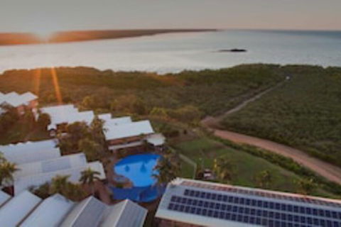 Moonlight Bay Suites - Accommodation Sunshine Coast 0