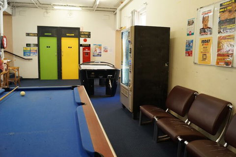 Maze Backpackers - Accommodation Sunshine Coast 5
