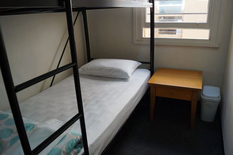 Maze Backpackers - Accommodation Sunshine Coast 7