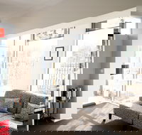 Admiralty Inn - Accommodation Sunshine Coast