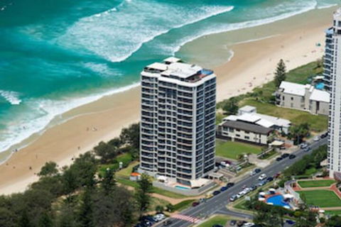 Golden Sands Apartments - Accommodation Sunshine Coast 0