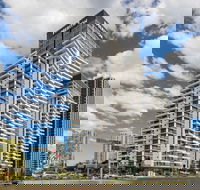 Meriton Suites Broadbeach Gold Coast - Accommodation Sunshine Coast