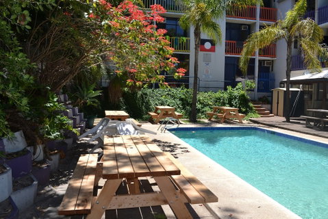 Billabong Backpackers Resort - Accommodation Sunshine Coast 2