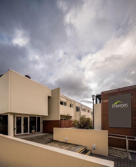 Salamanca Suites - Accommodation Sunshine Coast 0