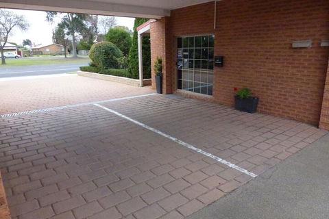 Colonial Motor Inn Bairnsdale - Accommodation Sunshine Coast 3