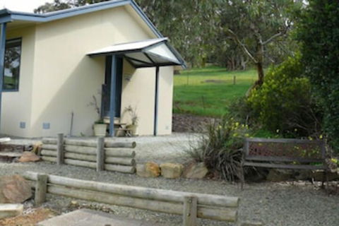 Riesling Country Cottages - Accommodation Sunshine Coast 5