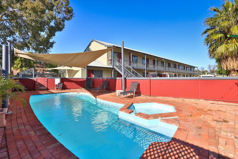 Wentworth Central Motor Inn - Accommodation Sunshine Coast 2