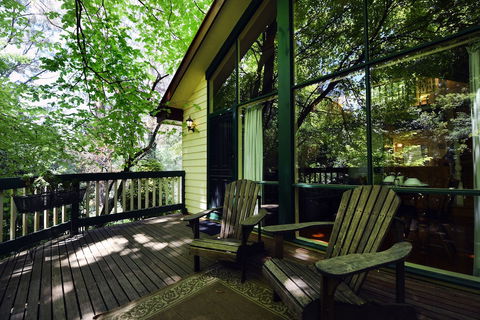 Cambridge Cottages Bed & Breakfast - Accommodation Sunshine Coast 4