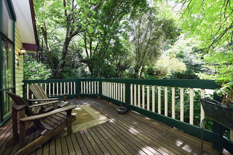 Cambridge Cottages Bed & Breakfast - Accommodation Sunshine Coast 5