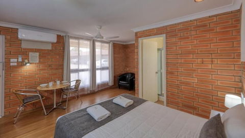 Gunsynd Motor Inn - Accommodation Sunshine Coast 4