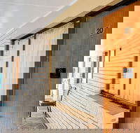 Capella Hotel Motel - Accommodation Sunshine Coast