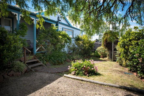 Pettit Cottage - Accommodation Sunshine Coast 1