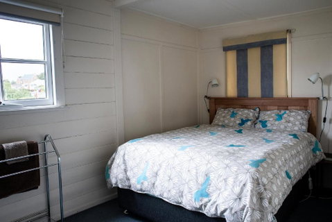 Pettit Cottage - Accommodation Sunshine Coast 4