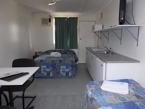 Oakridge Motel Tourist Park - Accommodation Sunshine Coast 4