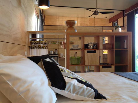 Bed + Bauhaus - Accommodation Sunshine Coast 3