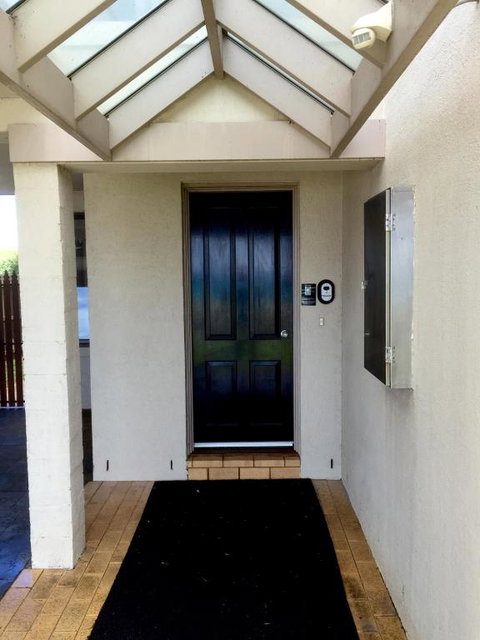 Boathouse Holiday House - Accommodation Sunshine Coast 3