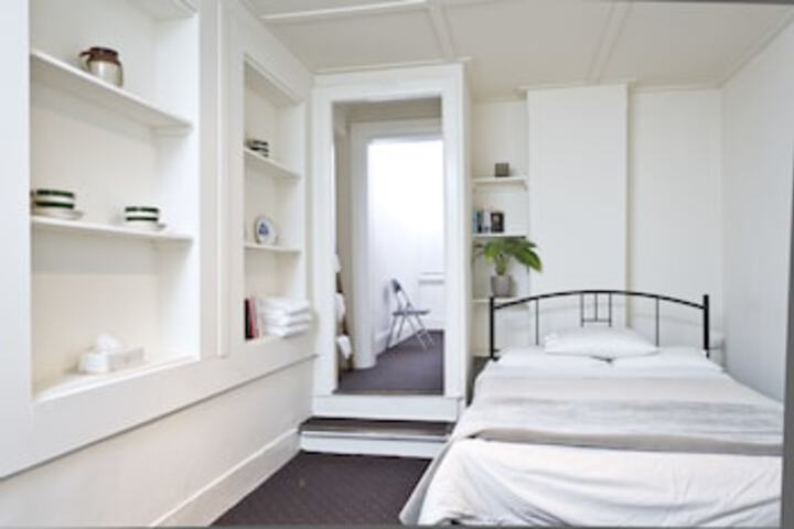 Rozelle NSW Accommodation Sunshine Coast