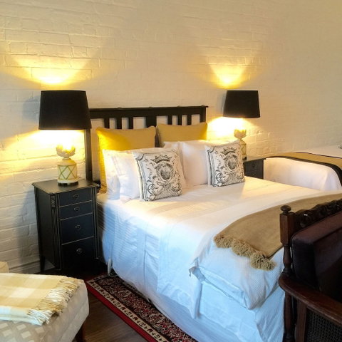Chiltern Cottage & Indigo Suite - Accommodation Sunshine Coast 7