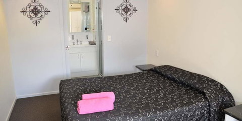 Warwick Motor Inn - Accommodation Sunshine Coast 3