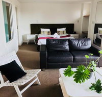 Elkamo Luxury Suites - Accommodation Sunshine Coast