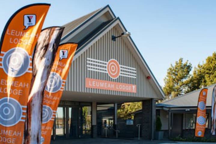 Ngunnawal ACT Accommodation Sunshine Coast