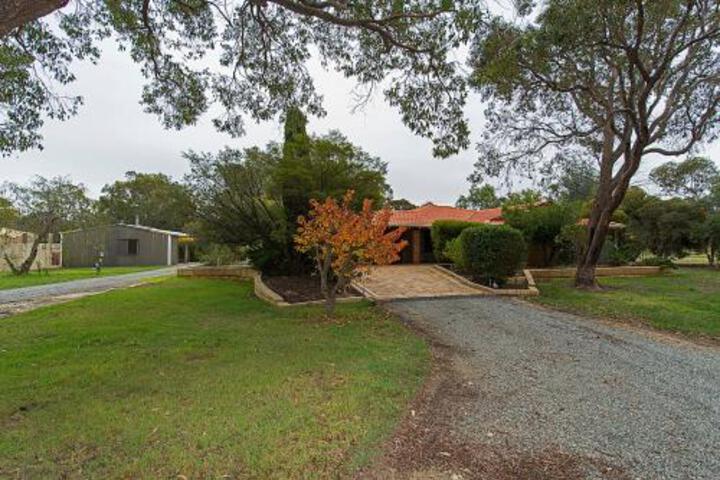 Maida Vale WA Accommodation Sunshine Coast