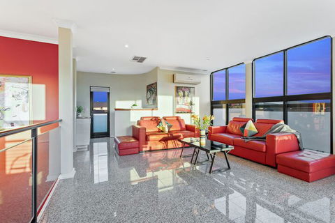 Villa De Marseilles Melbourne - Accommodation Sunshine Coast 3