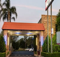 Centre Point Mid City Motor Inn - Accommodation Sunshine Coast