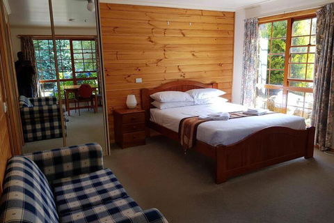 Cradle Chalet - Accommodation Sunshine Coast 2