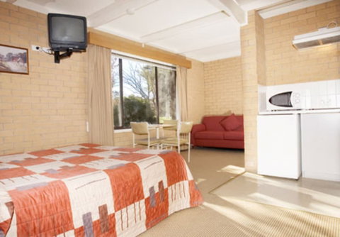 Yowani Country Club - Accommodation Sunshine Coast 0