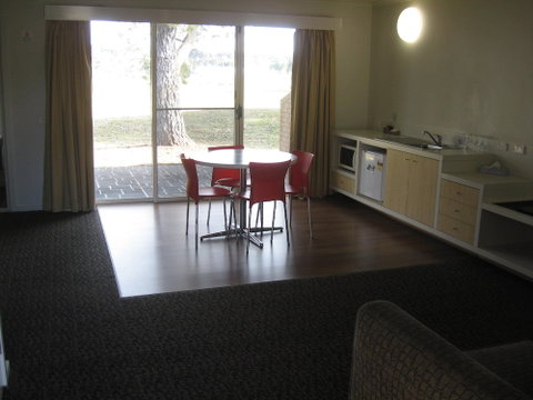 Yowani Country Club - Accommodation Sunshine Coast 3