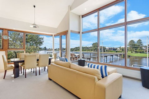 Shearwater House - Accommodation Sunshine Coast 1