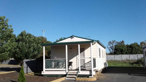 Junee Motor Inn - Accommodation Sunshine Coast 1