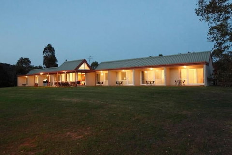Rothbury Escape - Accommodation Sunshine Coast 4