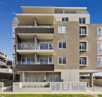 Poplar Sanctuary Apartments - Accommodation Sunshine Coast