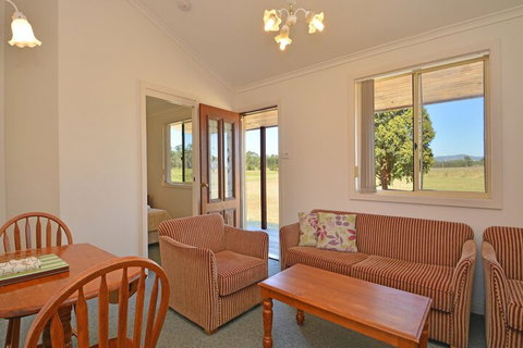 Madigan Wine Country Cottages - Accommodation Sunshine Coast 5
