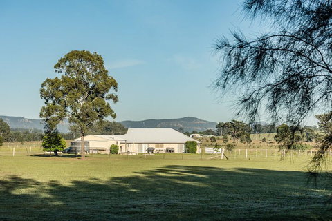 Madigan Wine Country Cottages - Accommodation Sunshine Coast 6