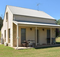 Madigan Wine Country Cottages - Accommodation Sunshine Coast