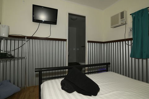 Scottys Mission Beach YHA - Accommodation Sunshine Coast 6