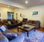 Jordan House - Accommodation Sunshine Coast