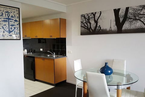 Anchor On Paramount - Accommodation Sunshine Coast 2