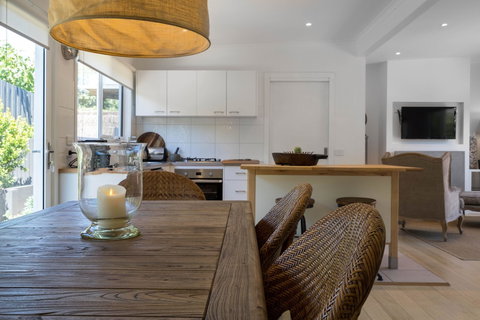 Capella Villa 1 - Accommodation Sunshine Coast 5