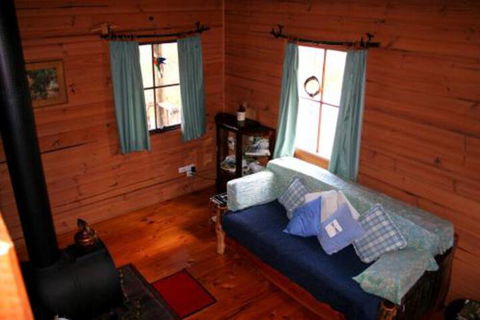 Wombat Cabin - Accommodation Sunshine Coast 0